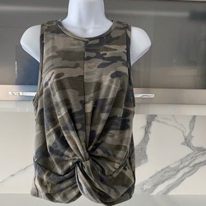 NEVER WORN Camo front twist tank